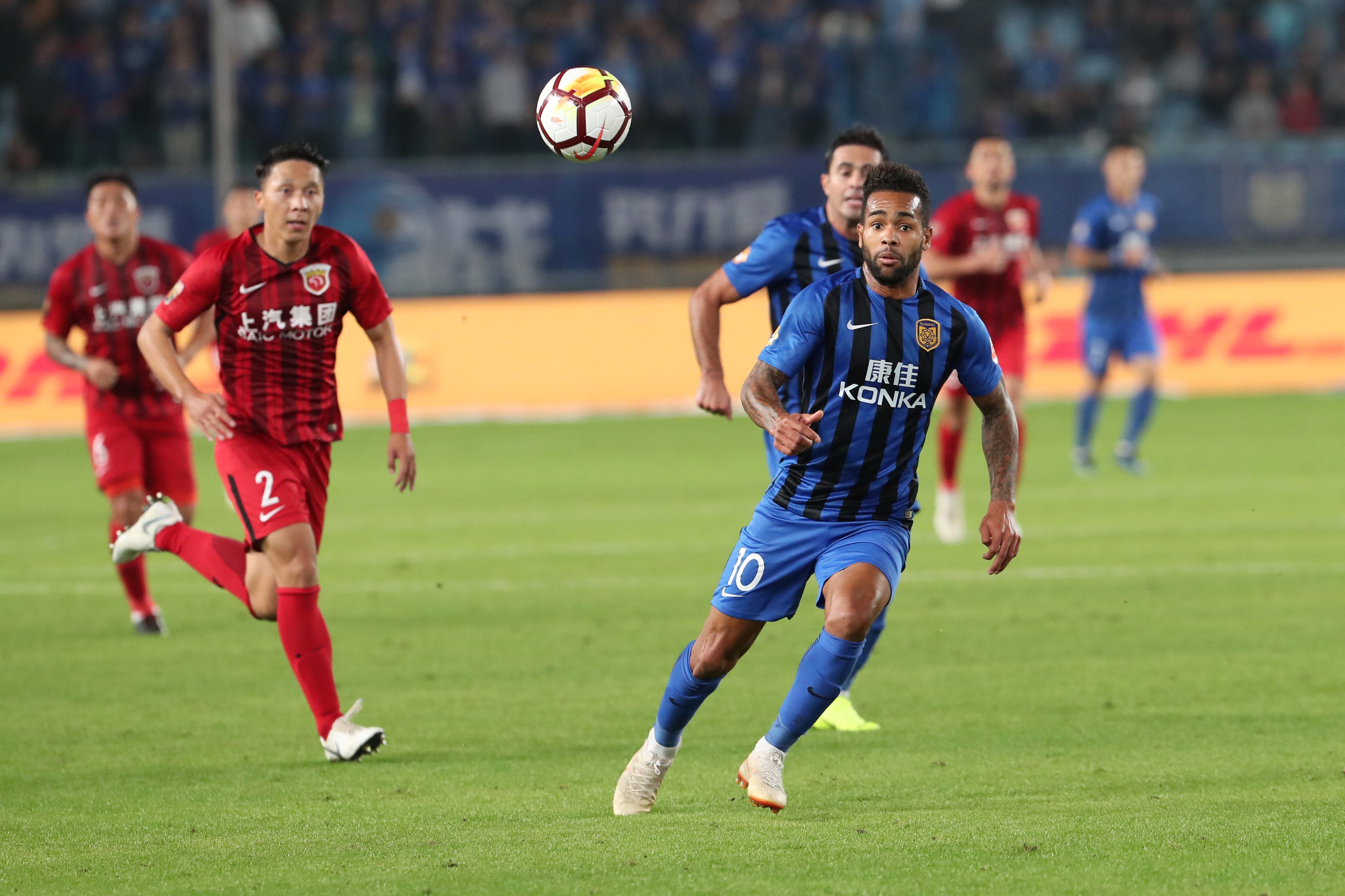 专打勇士！戈登面对勇士三分合计16中13，其余6场25中6